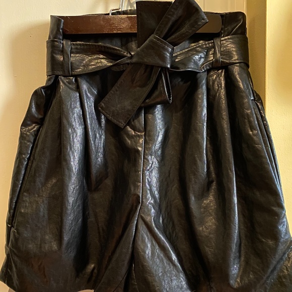 Leather ba&sh shorts - Picture 6 of 9